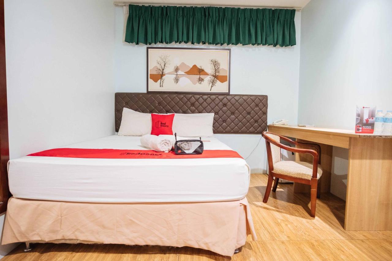 Reddoorz Plus Near Cebu Capitol Εξωτερικό φωτογραφία