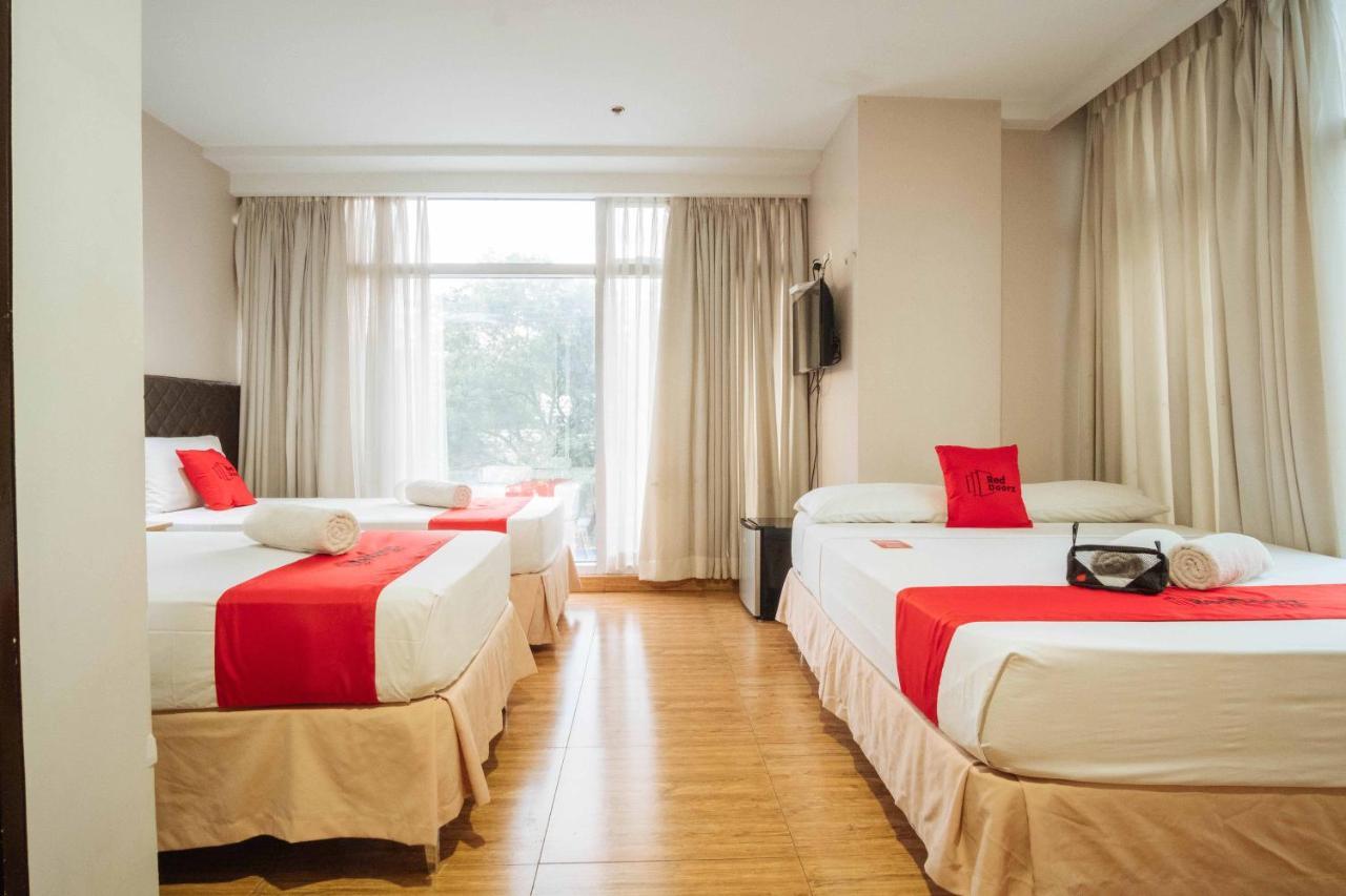 Reddoorz Plus Near Cebu Capitol Εξωτερικό φωτογραφία
