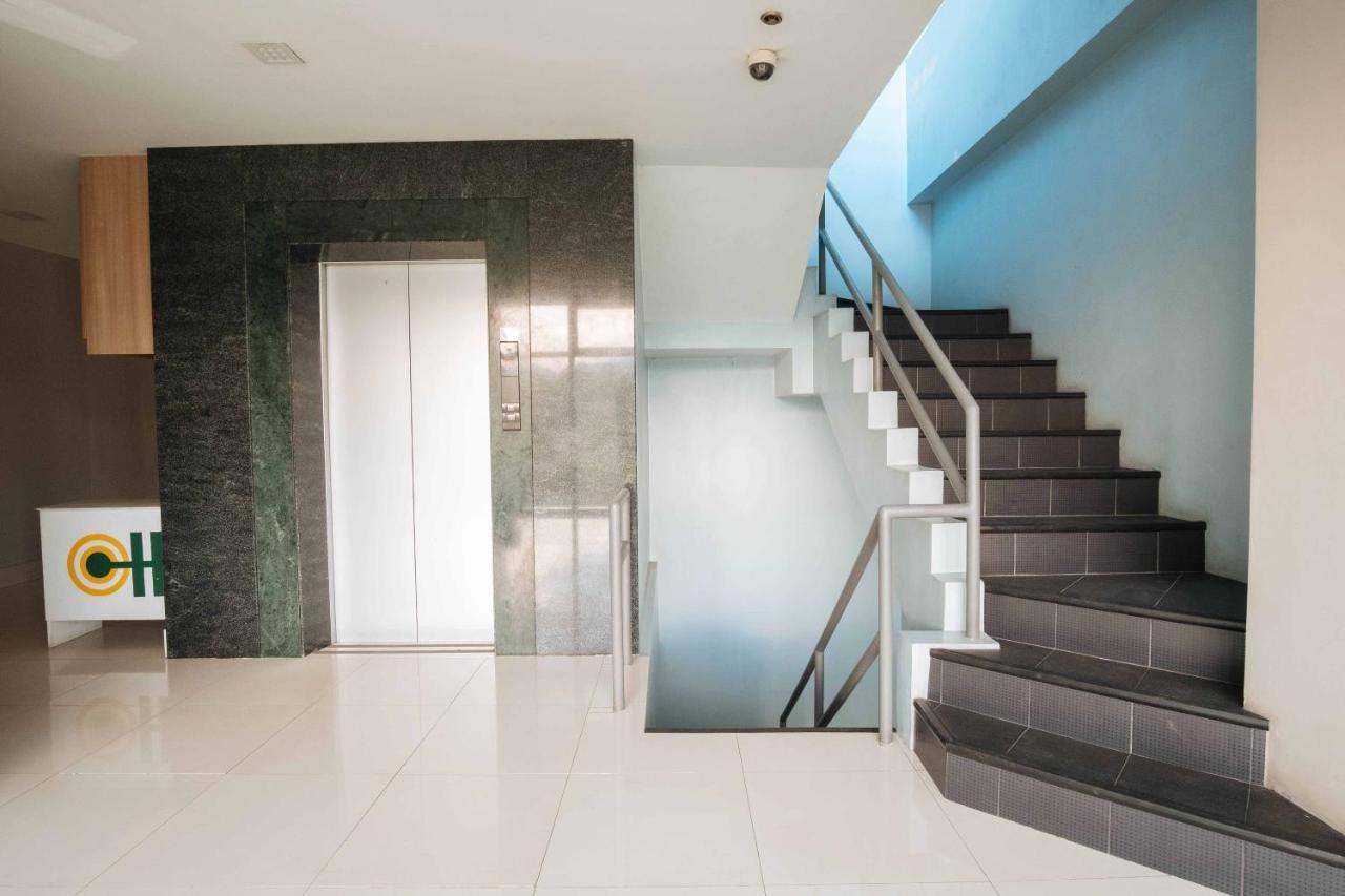 Reddoorz Plus Near Cebu Capitol Εξωτερικό φωτογραφία